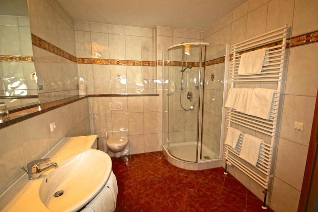Ferienwohnungen Weiherbach - Hallenbad Берхтесгаден Экстерьер фото